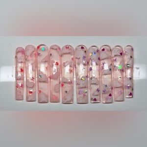 Purple/ pink heart clouds press on nails